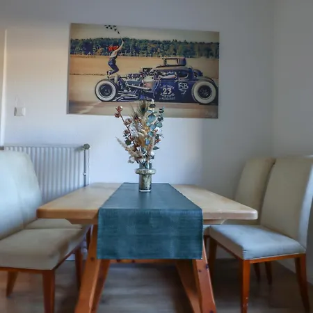 3-zimmer-wohnung / 10min Vom Ice Semesterbostad