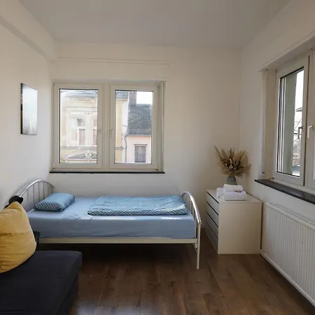 3-zimmer-wohnung / 10min Vom Ice * Siegburg