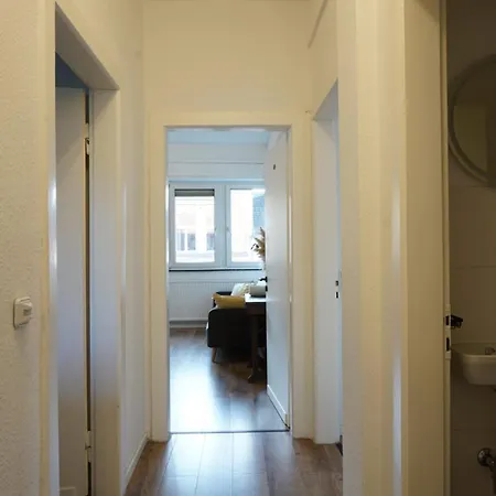 Semesterbostad 3-zimmer-wohnung / 10min Vom Ice Siegburg
