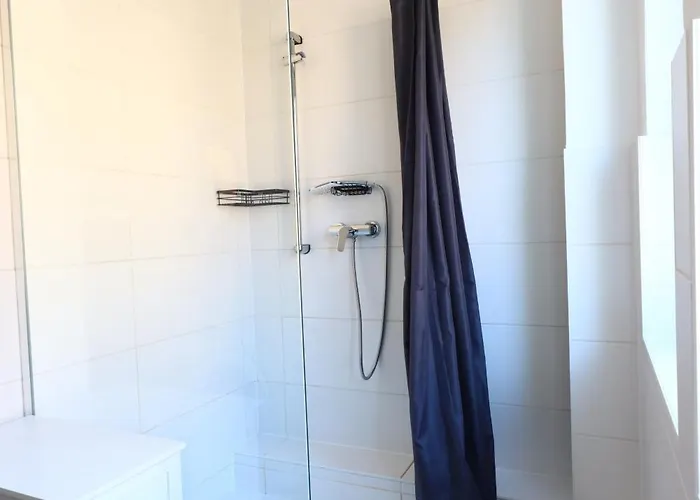 Holiday home 3-zimmer-wohnung / 10min Vom Ice *