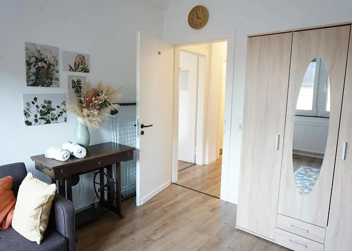 Holiday home 3-zimmer-wohnung / 10min Vom Ice Siegburg