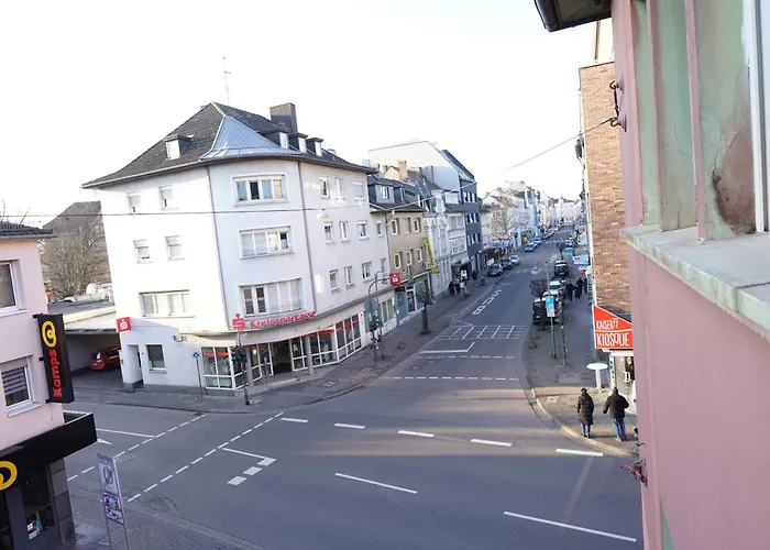 Holiday home 3-zimmer-wohnung / 10min Vom Ice *