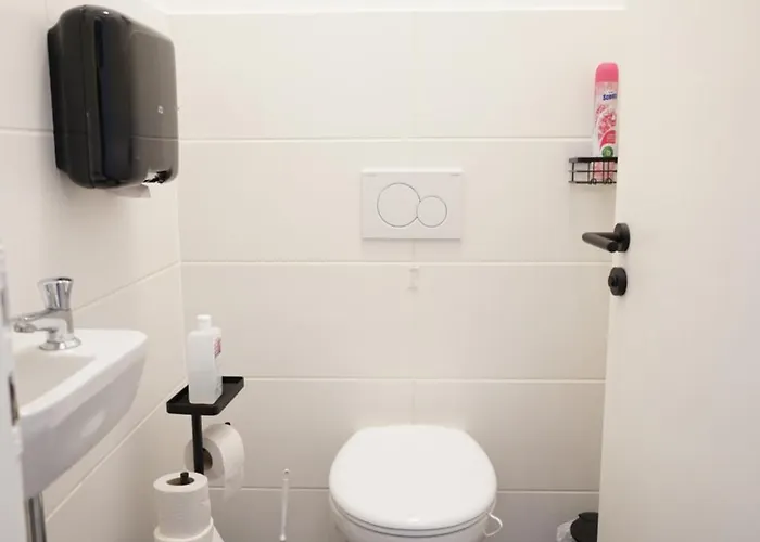 3-zimmer-wohnung / 10min Vom Ice Holiday home Siegburg